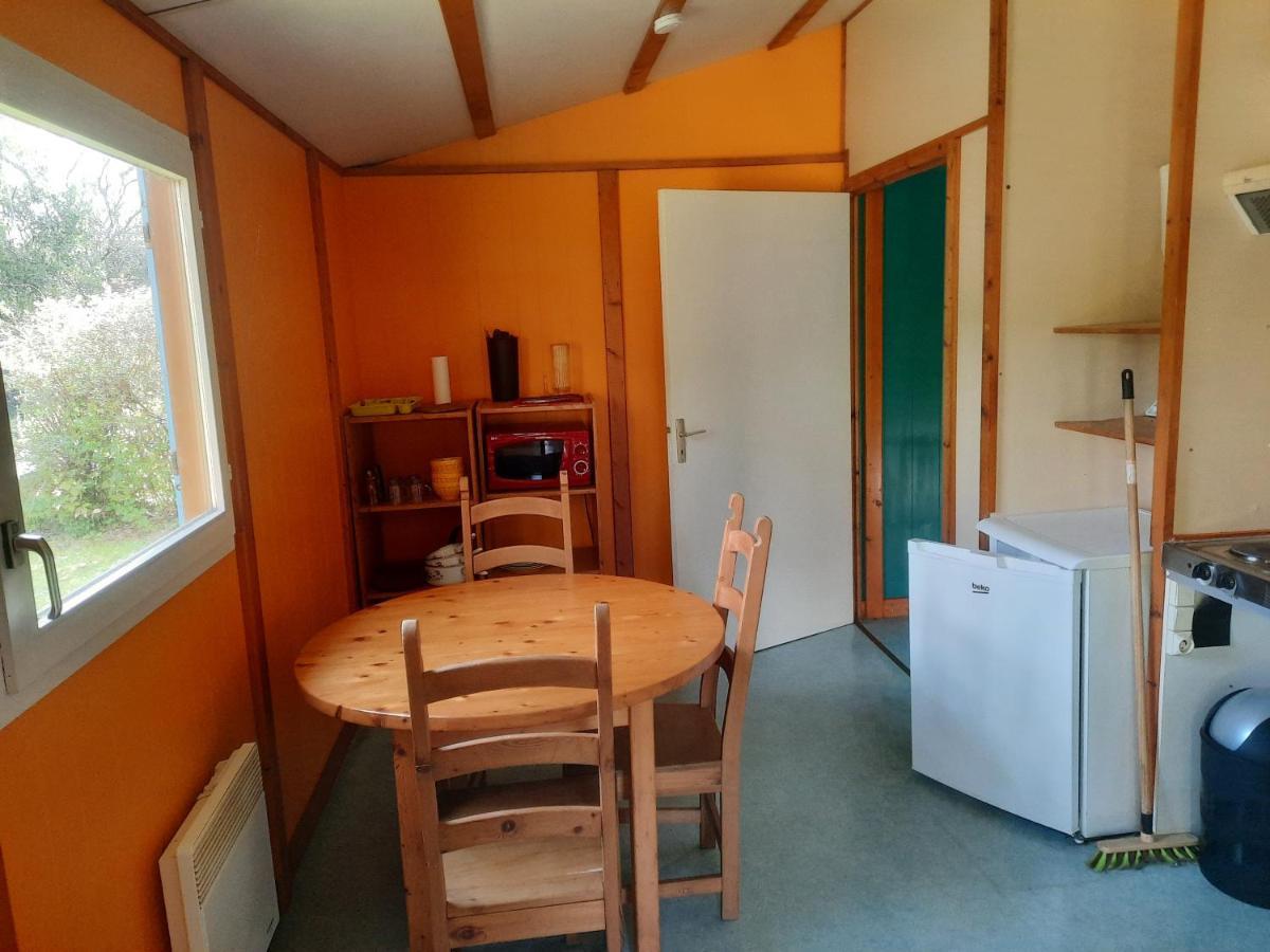 Camping Onlycamp Les Deux Rives Lannion Esterno foto