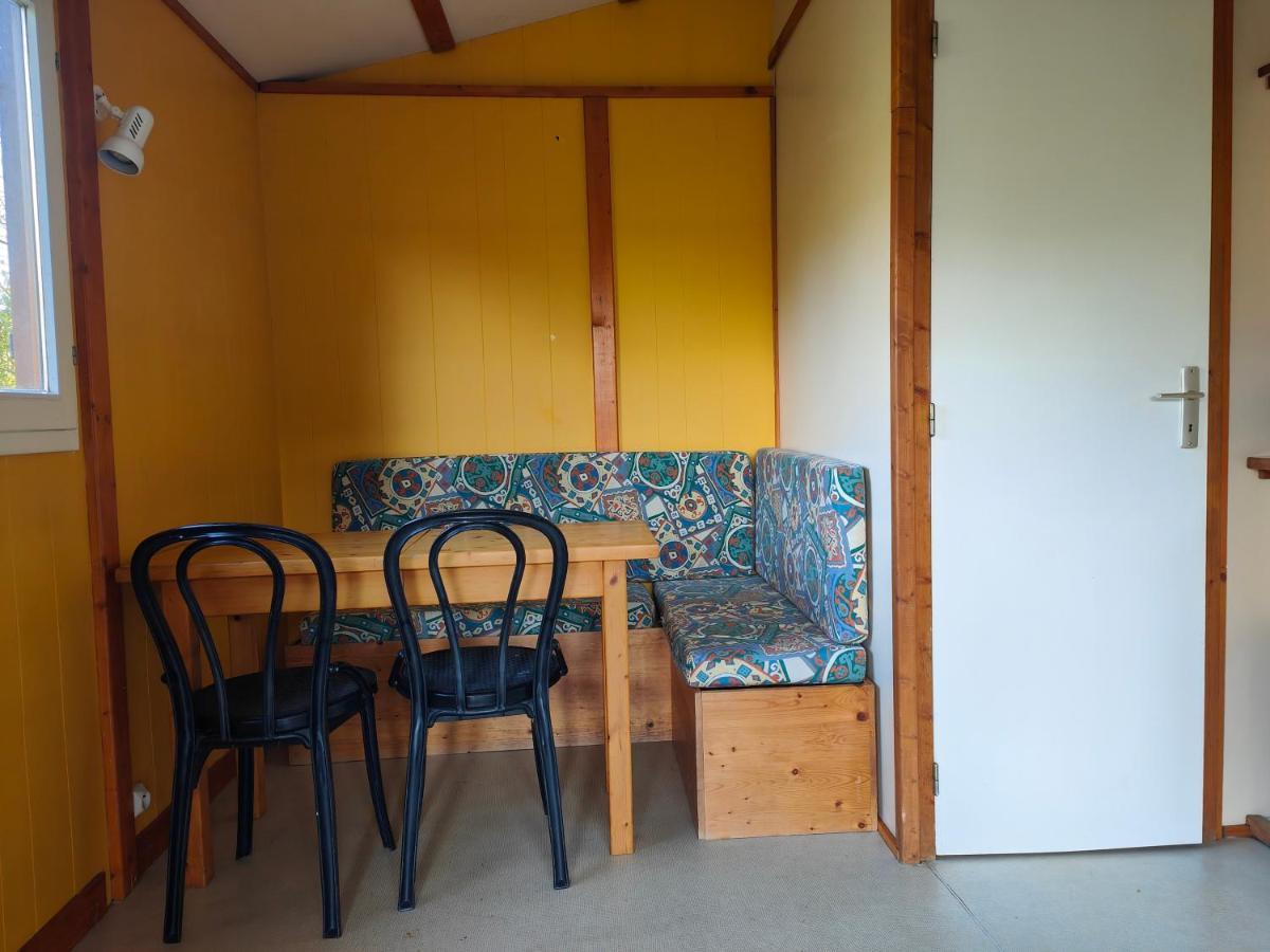 Camping Onlycamp Les Deux Rives Lannion Esterno foto