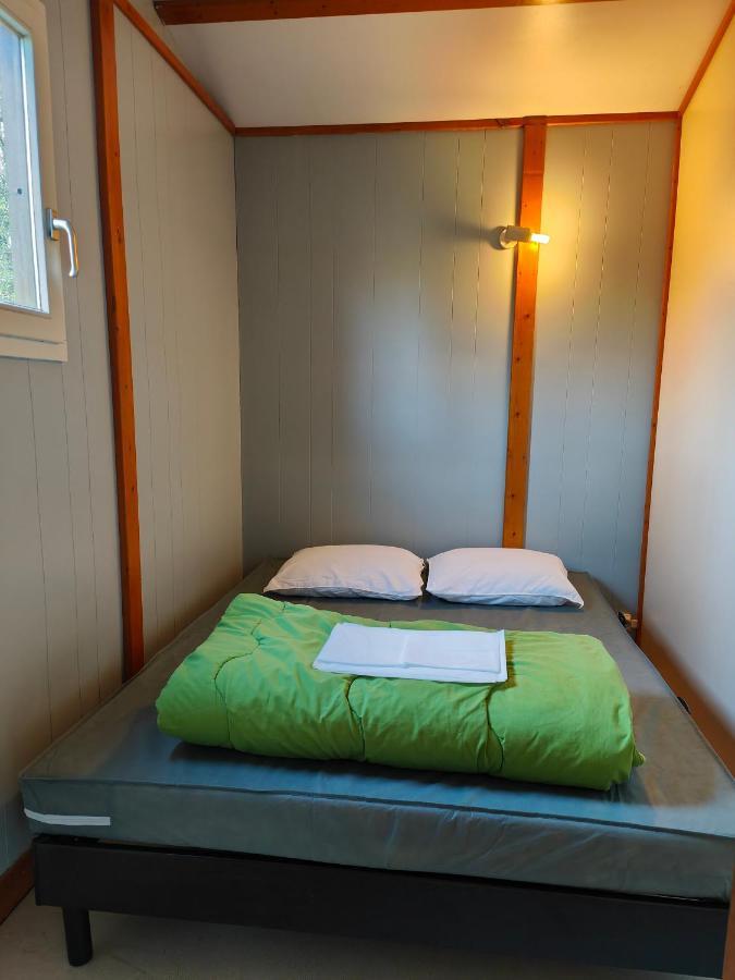 Camping Onlycamp Les Deux Rives Lannion Esterno foto